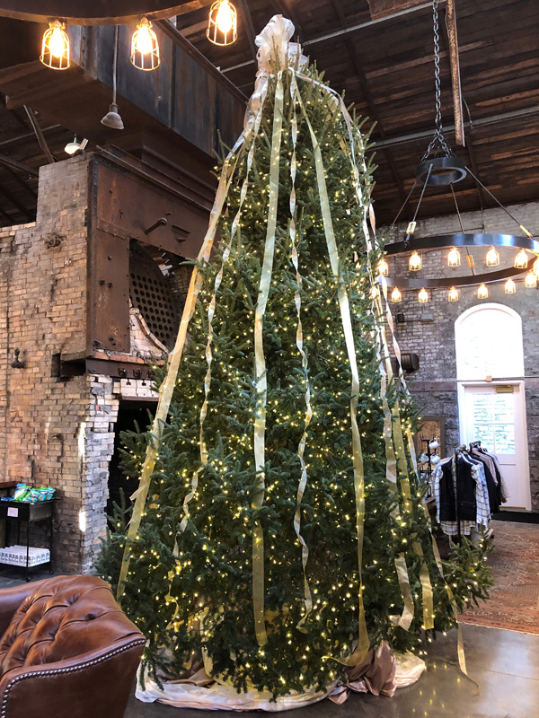 Castle & Key Christmas Tree